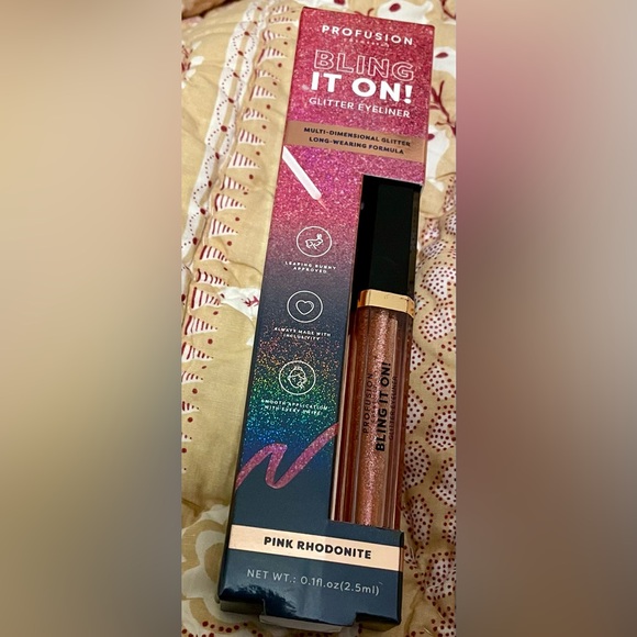 Profusion Cosmetics Glitter Eyeliner in Pink Rhodonite - Picture 4 of 4